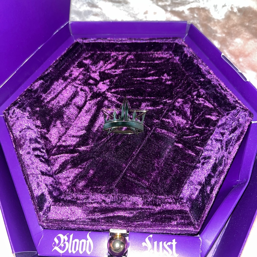 Jeffrey Star Blood lust pallet. Brand new✨⭐️🌟